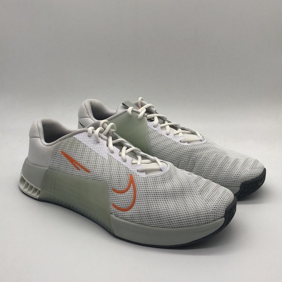 New Nike Metcon 9 Men's White Light Silver Gym Training Shoes DZ2617-101 NWOB - Picture 2 of 5